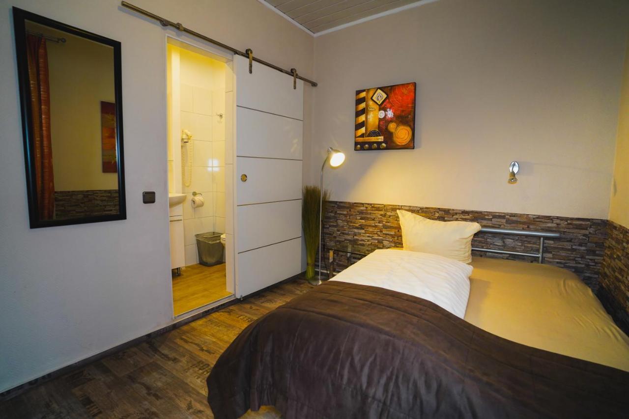 Gaestehaus Praesenzhof Bensheim Ngoại thất bức ảnh