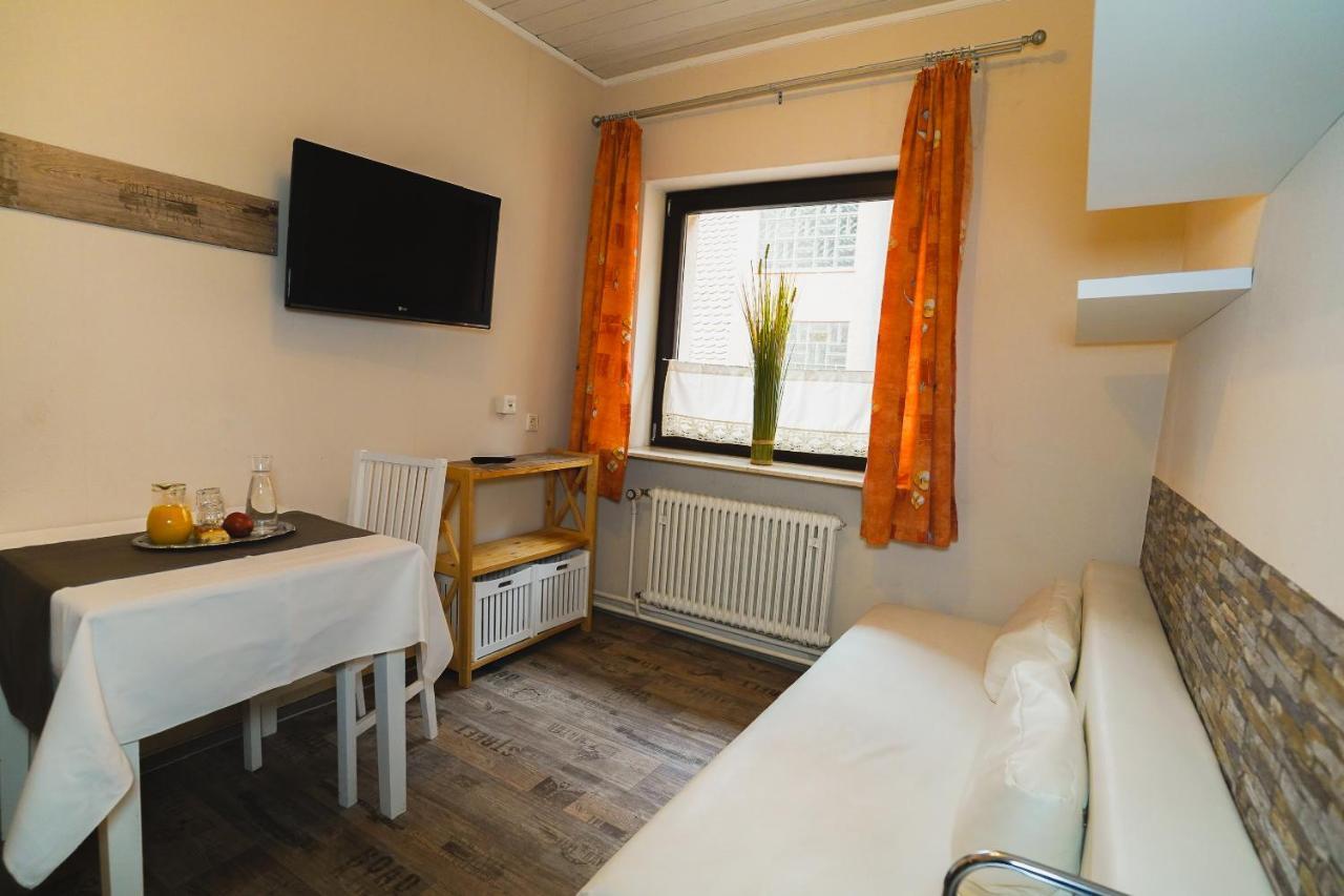 Gaestehaus Praesenzhof Bensheim Ngoại thất bức ảnh