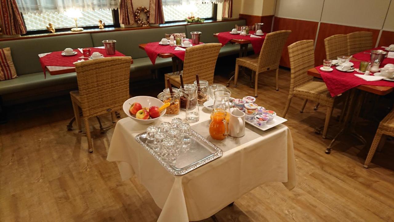 Gaestehaus Praesenzhof Bensheim Ngoại thất bức ảnh