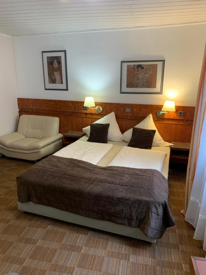 Gaestehaus Praesenzhof Bensheim Ngoại thất bức ảnh